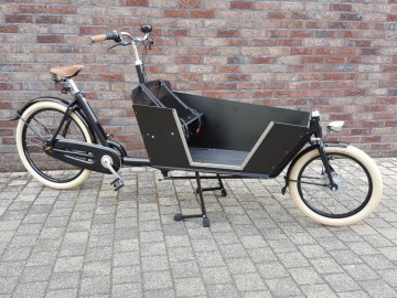 Luik voor in de zijkant van de bak