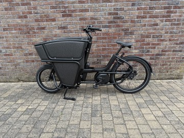 Urban Arrow Shorty zij aanzicht