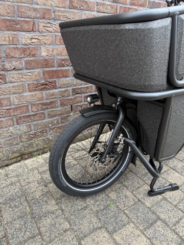 Urban Arrow Shorty voorkant