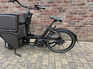 Urban Arrow Shorty achteraanzicht