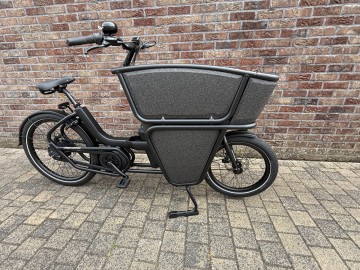 Urban Arrow Shorty zij aanzicht