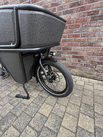 Urban Arrow Shorty voorkant