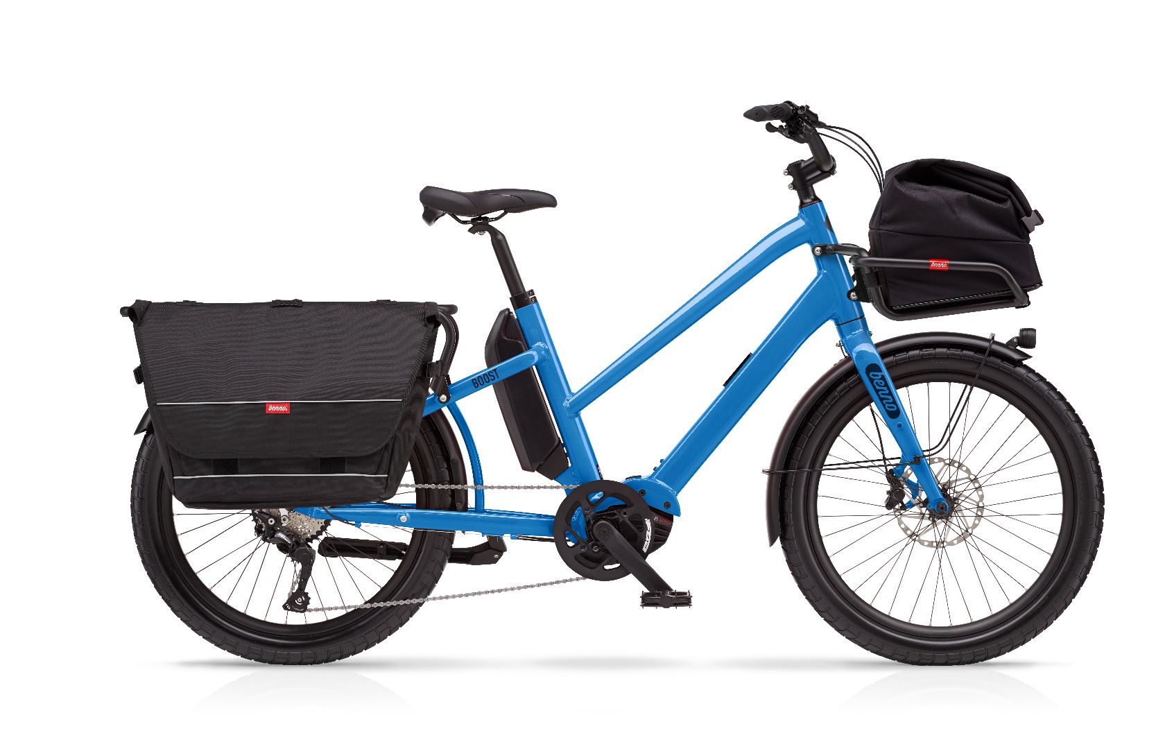 Benno Boost EVO6 elektrische longtail fiets in blauwe uitvoering met bagagedragers