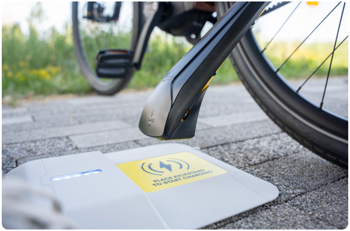 TILER draadloos opladen – slimme standaard voor e-bikes